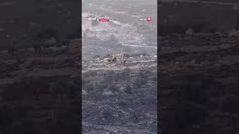 جرافات إسرائيلية تقتلع أشجار الزيتون في كفر مالك