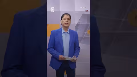 أحمد السلمي اليمني يفوز بجائزة الشارقة