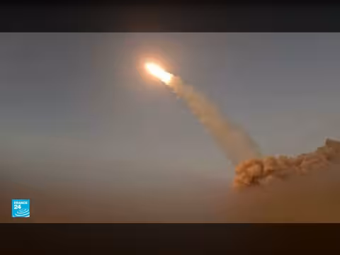 الولايات المتحدة تقصف إيران