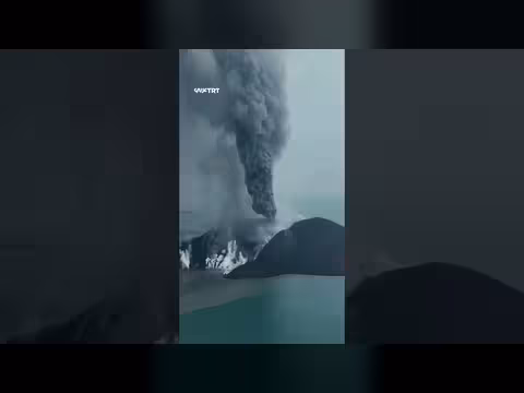 أقوى نشاط بركاني هذا العام يغطي سماء إندونيسيا