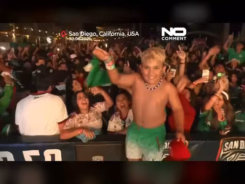 مشجعي المكسيك يحتفلون بفوزهم على الإكوادور