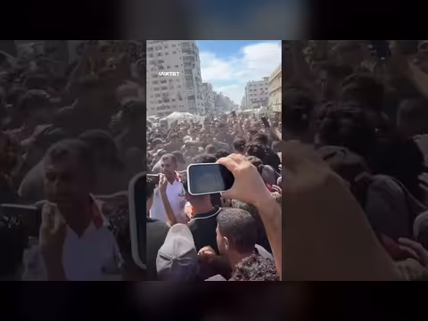 مسيّرة إسرائيلية تستهدف تجمعا للمدنيين قرب مفترق أنصار جنوب غربي غزة