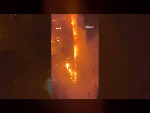 اندلاع حريق هائل في مبنى حكومي بجاكرتا وتدخل فرق الإطفاء