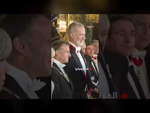 ماكرون وزوجته يصلان القصر الملكي في مدريد لحضور عشاء رسمي