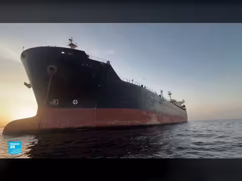 تبادل ضربات بين السعودية والحوثيين وتهديدات جديدة لأمن البحر الأحمر