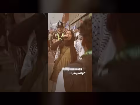 إسرائيل تحظر دخول زعيم حزب الخضر البريطاني