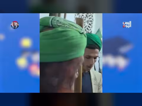رجل بملامح من عصر صدر الإسلام يشعل الجدل في اليمن