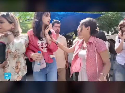 إيران بعد الاتفاق: شارع منقسم واقتصاد منهك