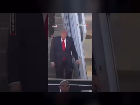 الرئيس ترمب يصل إلى سان أنطونيو للمشاركة في تجمع انتخابي