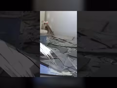 مشاهد لآثار استهداف الحوثيين للمنشآت المدنية في جنوب السعودية