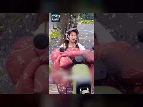 فراشات تزين شوارع هانغتشو