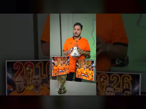 من الأقوى منتخب هولندا 2010 أم 2026؟