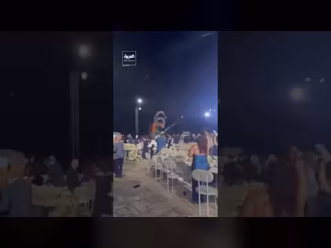 عاصفة آب تفاجئ حفل زفاف على الواجهة البحرية في بيروت