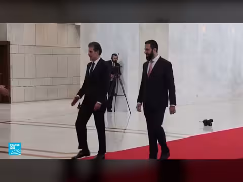 بارزاني يلتقي الشرع في دمشق لبحث التعاون بين سوريا والأكراد