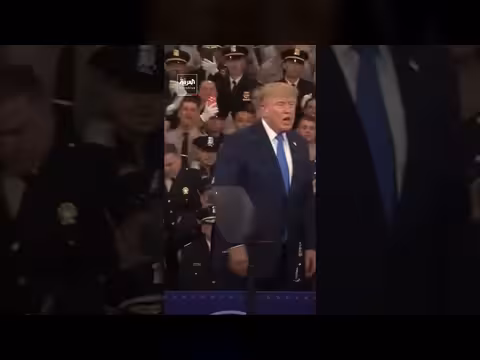 الرئيس ترمب يؤدي رقصته الشهيرة بعد خطابه في لونغ آيلاند