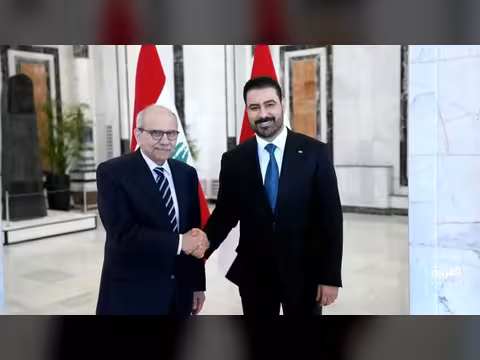 تقدم مفاوضات عُمان وإيران لفتح هرمز