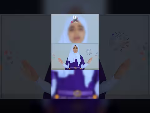 ملاك فتحي في أنشودة من قاب قوس