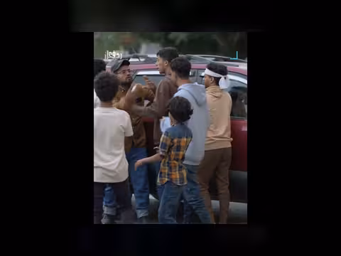 مشادة كلامية حول أجر تنظيف سيارة: أنا شاقي على أسرتي!