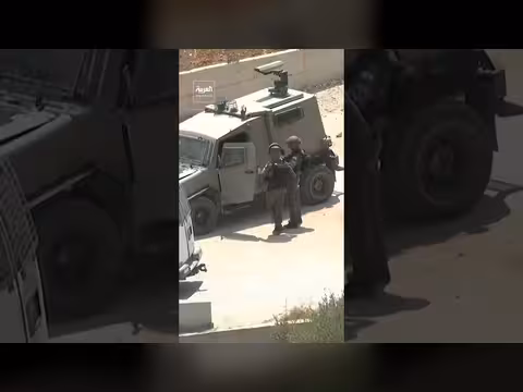خيمة مستوطنين تفصل عائلة فلسطينية عن منزلها في جنوب نابلس