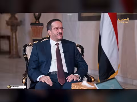 الشيخ عثمان مجلي يكشف ماذا أعطى زعيم المليشيات لنواب صنعاء