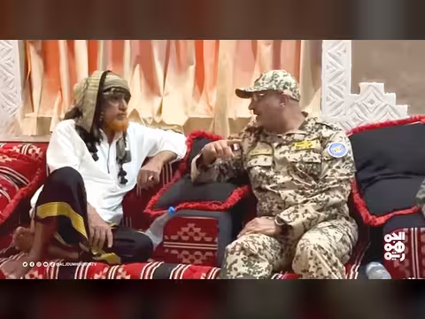 الفريق طارق صالح يعزي أسرة الشهيد يحيى وحيش