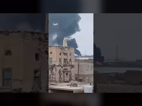 القوات المسلحة اليمنية تسقط 11 مسيرة حوثية في هجوم استهدف المخا