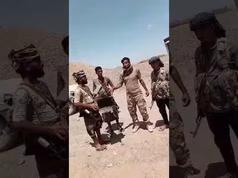 سقوط مسيّرة حوثية على يد الشرطة العسكرية الجنوبية في جبهة باب المندب