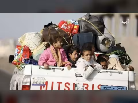 نازحون يشكون تعرضهم لمضايقات مناطقية في نقاط أمنية بعدن