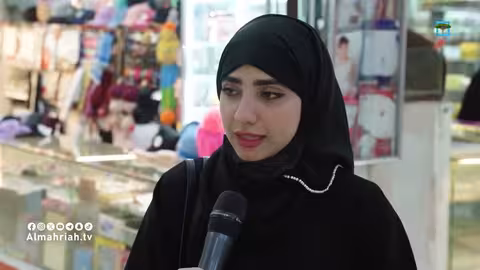 شاب تهدد بنشر صورها.. كيف تعاملوا معه؟