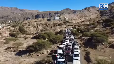 مسيرة حاشدة في عدن تطالب بإعلان الدولة