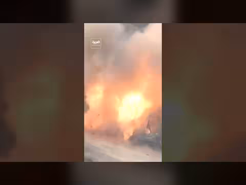 مشاهد استهداف مركبة حوثية والقضاء على من كانوا على متنها بجبهة كهبوب