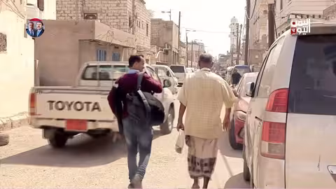 تاجير الأسطح في عدن: حل أزمة الكهرباء أم صراع بين الجيران؟