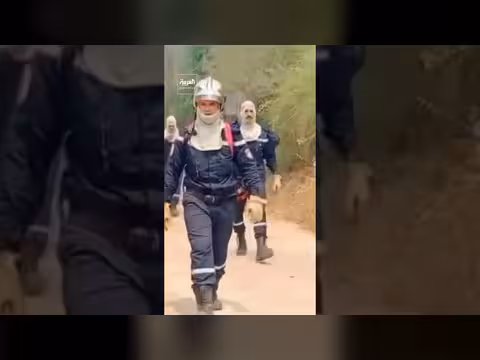 استمرار الحرائق في تونس يفاقم أزمة الكهرباء