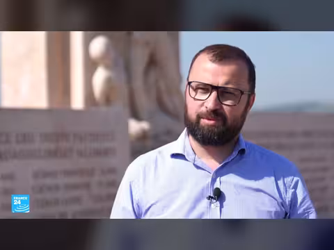 البانثيون يحتضن رفات مارك بلوخ تكريما لإرثه