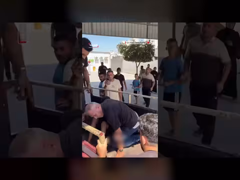 إصابة عدد من المواطنين بغارتين إسرائيليتين على مخيم الشاطئ بغزة