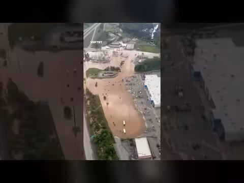 إعلان حالة الطوارئ بسبب فيضانات فرجينيا