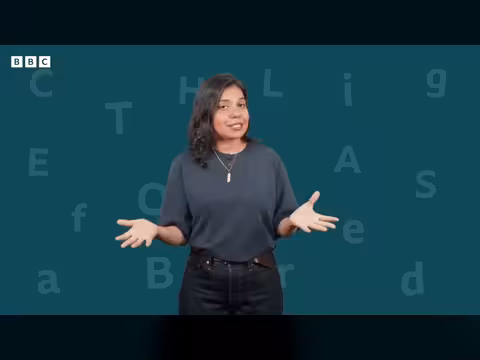 كيف تعبر عن مشاعرك بالإنجليزية باستخدام الصفات وحروف الجر؟