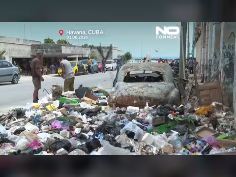 أزمة الوقود في كوبا تسببت في تراكم النفايات في هافانا