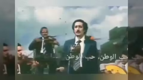 علي الآنسي عالم لوحده