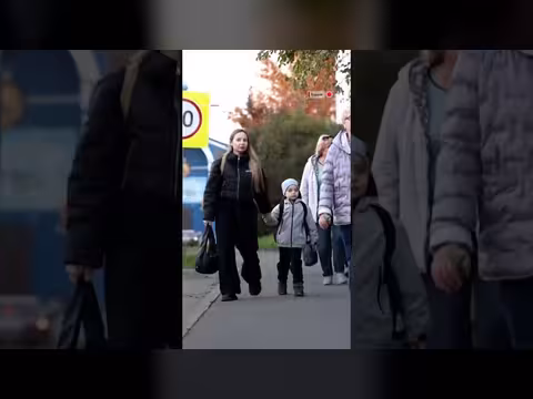 عشرات الأشخاص يخضعون للحجر الصحي