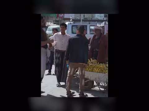 بلطجي يطلب حق الحماية! مشهد درامي ساخر