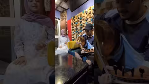 ماريا قحطان تغني ما علينا يا حبيبي في يوم الأغنية اليمنية