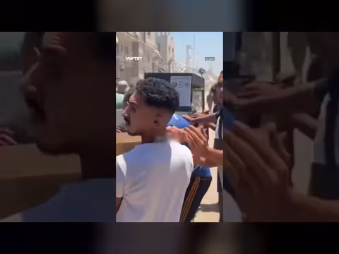 الاحتلال الإسرائيلي يقصف مخيم النصيرات