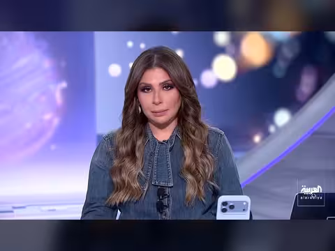 صدمة.. فتاة تستيقظ قبل دفنها