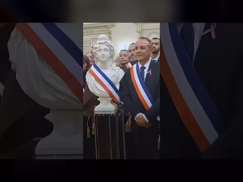 تسليم تمثال جديد للعذراء مريم في حدث ديني