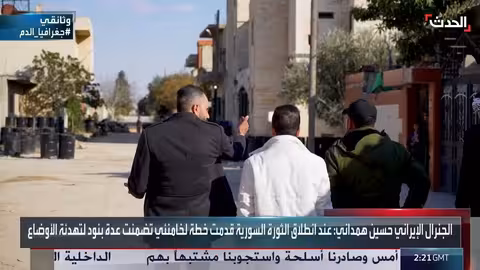 عودة الحياة إلى مسجد بعد إزالة الرايات الطائفية