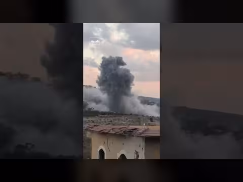 غارتان إسرائيليتان تستهدفان بلدة المنصوري جنوب لبنان