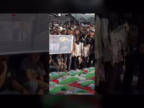 غزة تشيّع رفات أكثر من مئة فلسطيني انتُشلوا من تحت الأنقاض