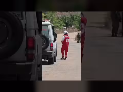 الجيش الإسرائيلي يواصل نسف المباني في مناطق جنوب لبنان