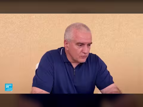 أوكرانيا تضيق الخناق على شبه جزيرة القرم